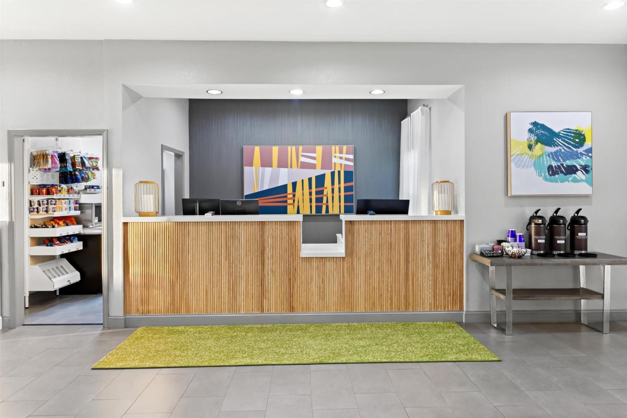 Spark By Hilton Panama City Beach Exterior foto